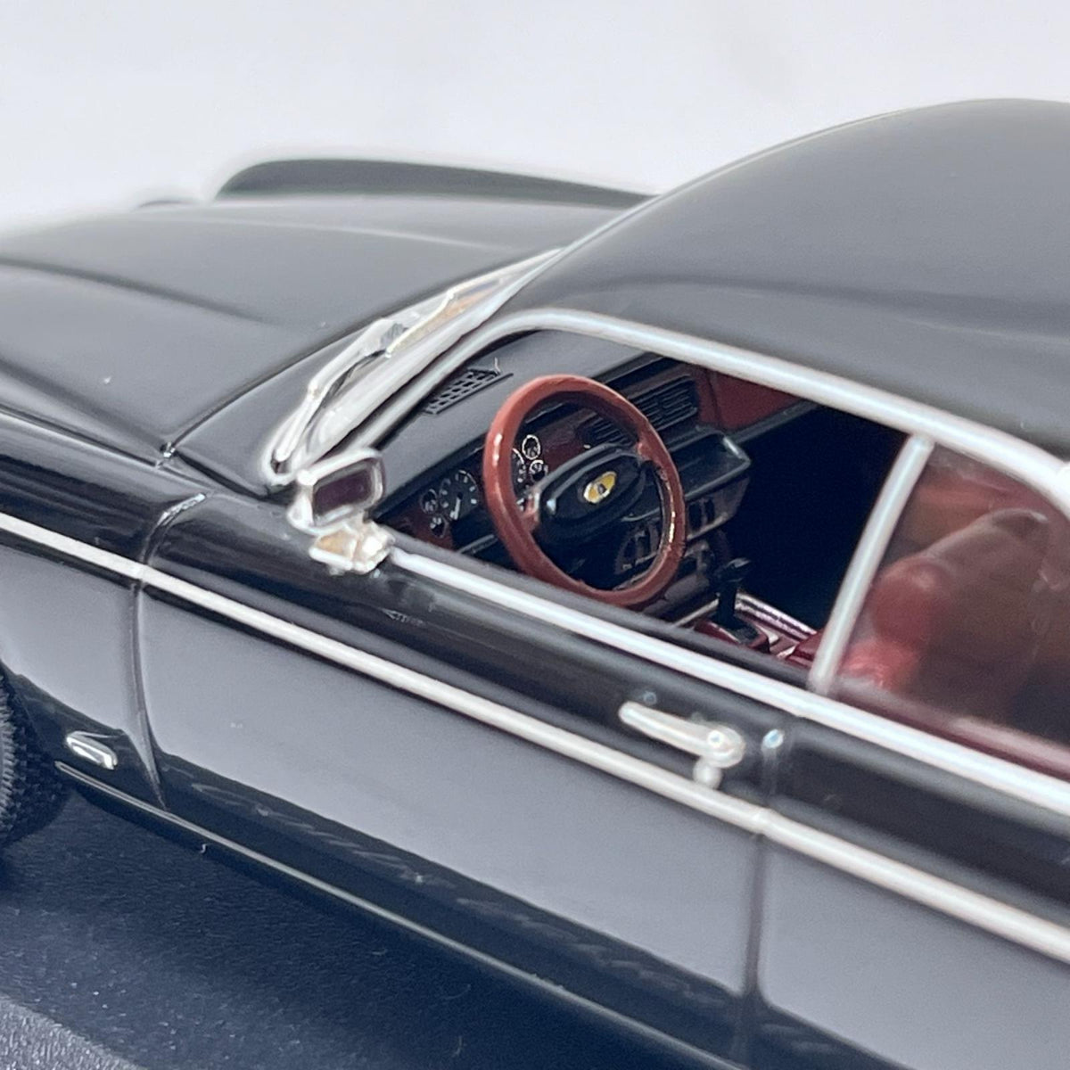 PMA ジャガー XJ12 クーペ シリーズⅡ ジャガー XJ12 クーペ シリーズ II 1975 ブラック （Jaguar XJ12 Coupe Series II ミニチャンプス（PMA） スケールカー
