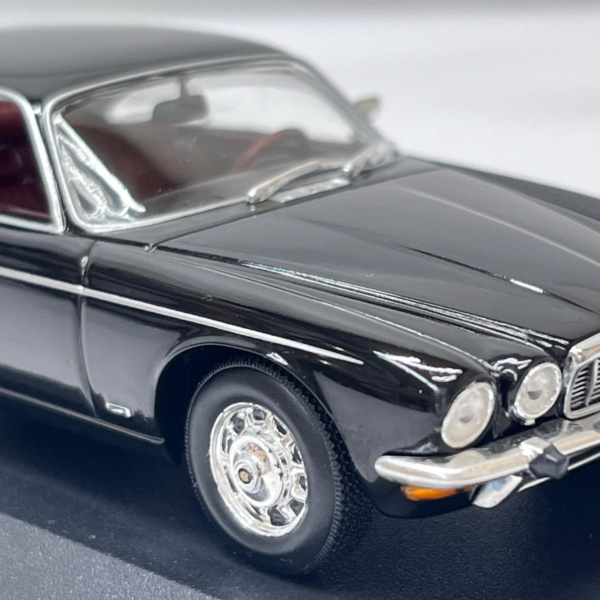 PMA ジャガー XJ12 クーペ シリーズⅡ ジャガー XJ12 クーペ シリーズ II 1975 ブラック （Jaguar XJ12 Coupe Series II ミニチャンプス（PMA） スケールカー