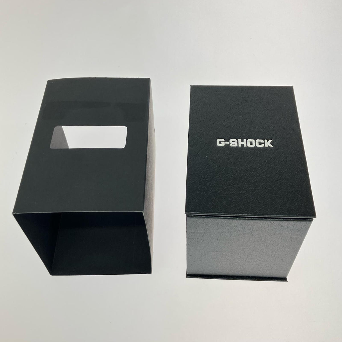 腕時計 DW-5750UE ブラック