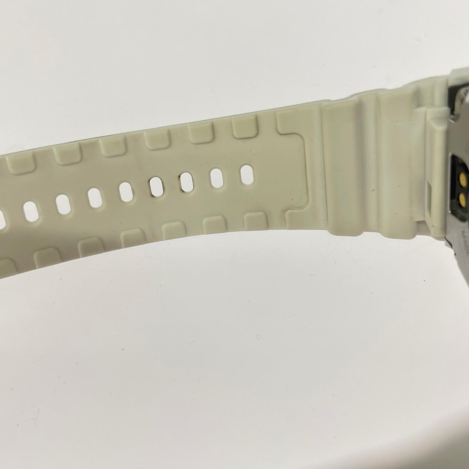 腕時計 DW-H5600 ホワイト