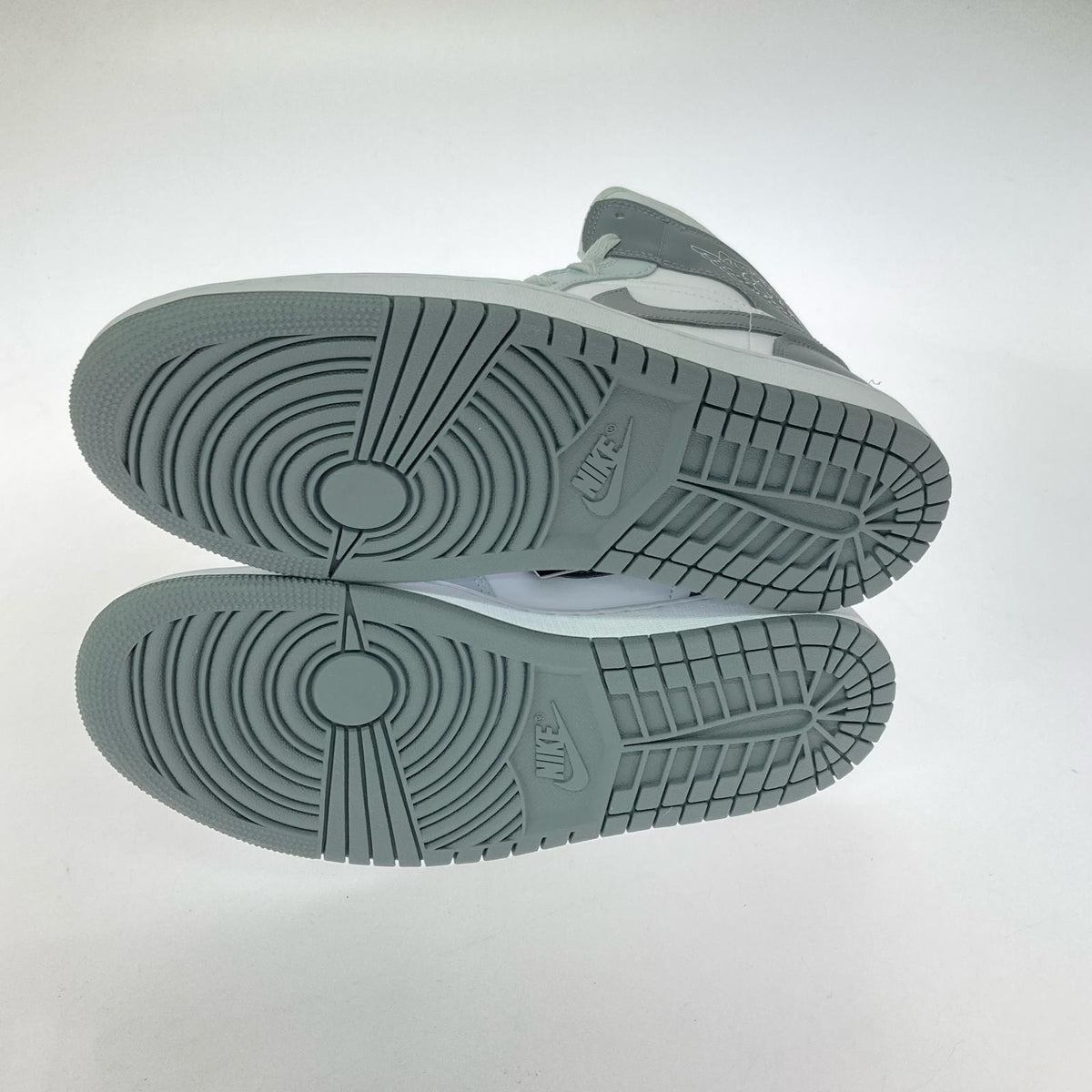 スニーカー Air Jordan 1 Mid White Smoke Grey 27.5cm 27.5cm (US9 1/2 UK9 EU45) グレー