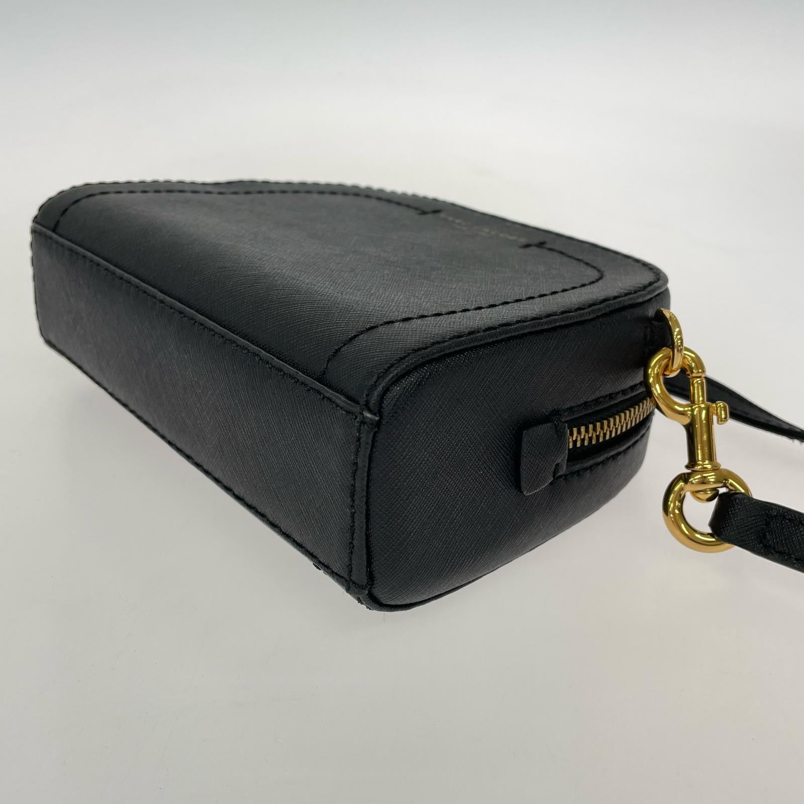 ショルダーバッグ Play back　レザーショルダーバッグ　BLK ブラック
