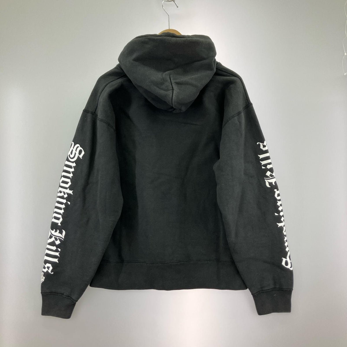 パーカー Smoking Kills パーカー BLK L ブラック