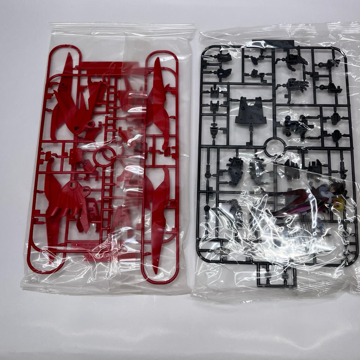 1/100 ZGMF-X42S デスティニーガンダム 機動戦士ガンダムSEED DESTINY（シード デスティニー） BANDAI（バンダイ ガンプラ