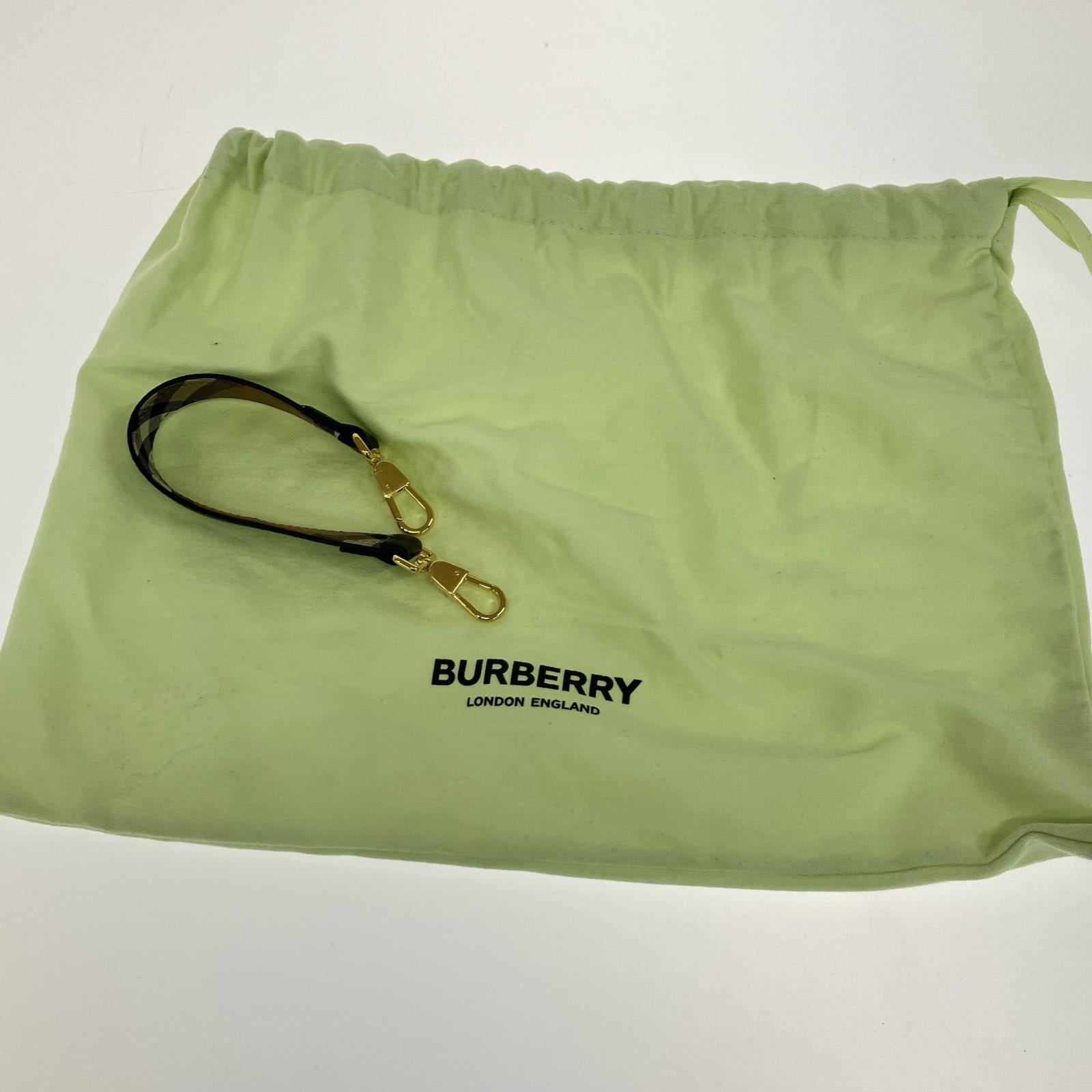 ボディバッグ Medium Bucket Bag ブラック
