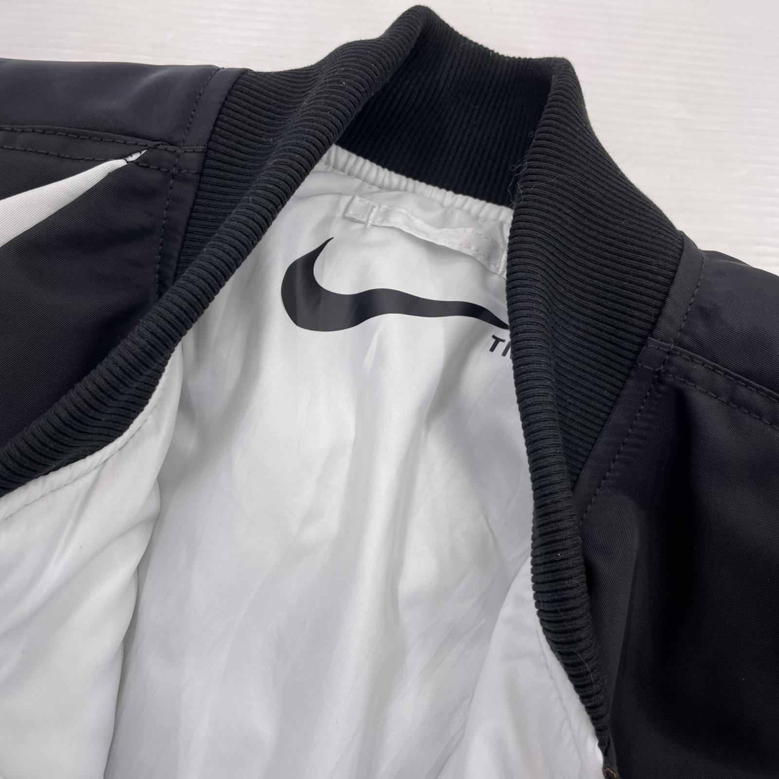 ジャケット SWOOSH BOMBERｼﾞｬｹｯﾄ ブラック