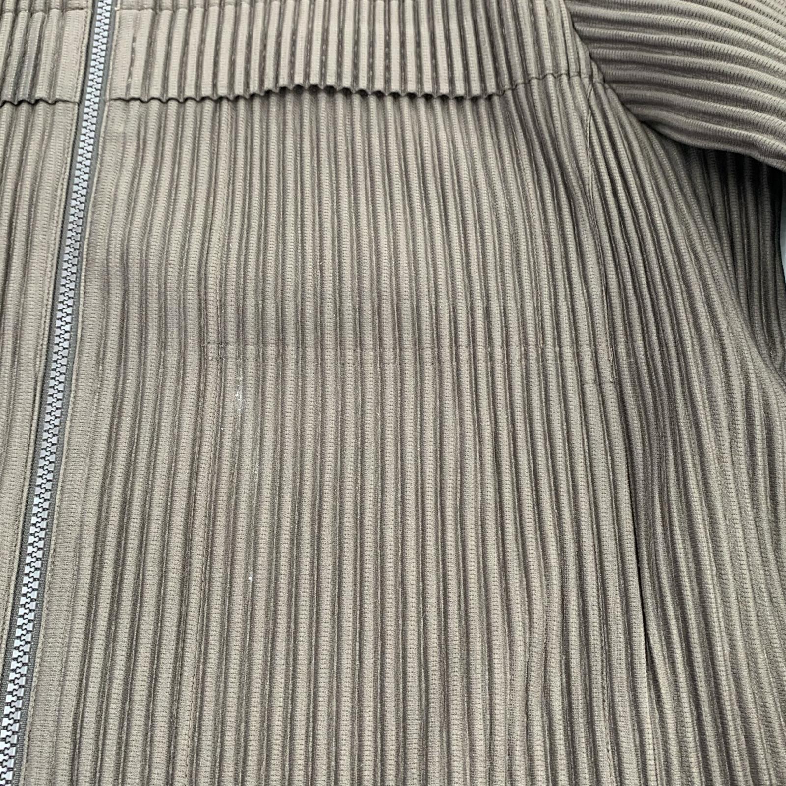 長袖Ｔシャツ HOMME PLISSE BODY ARCH グレー (2) 2 ブラウン