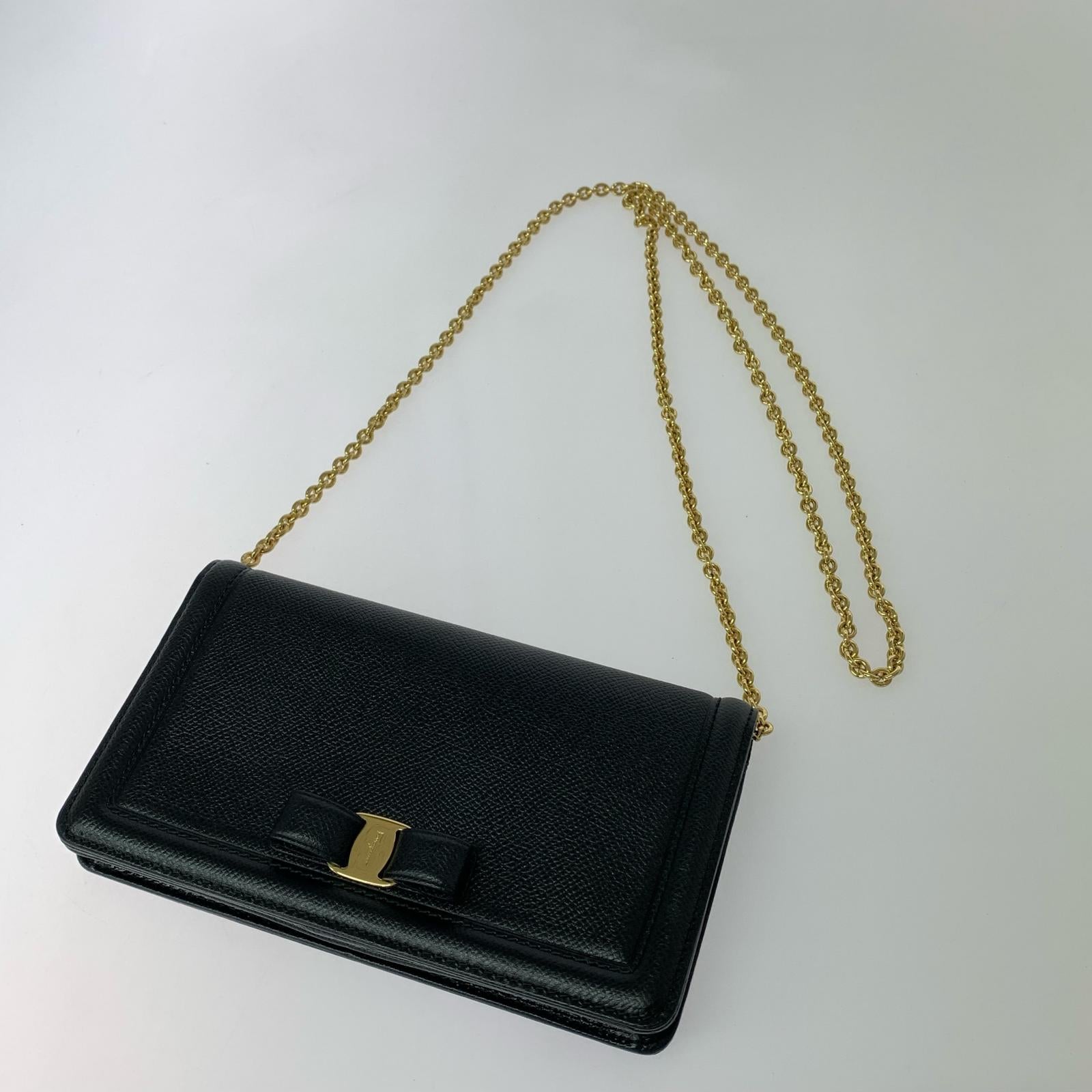 S.Ferragamo　KM-22C916