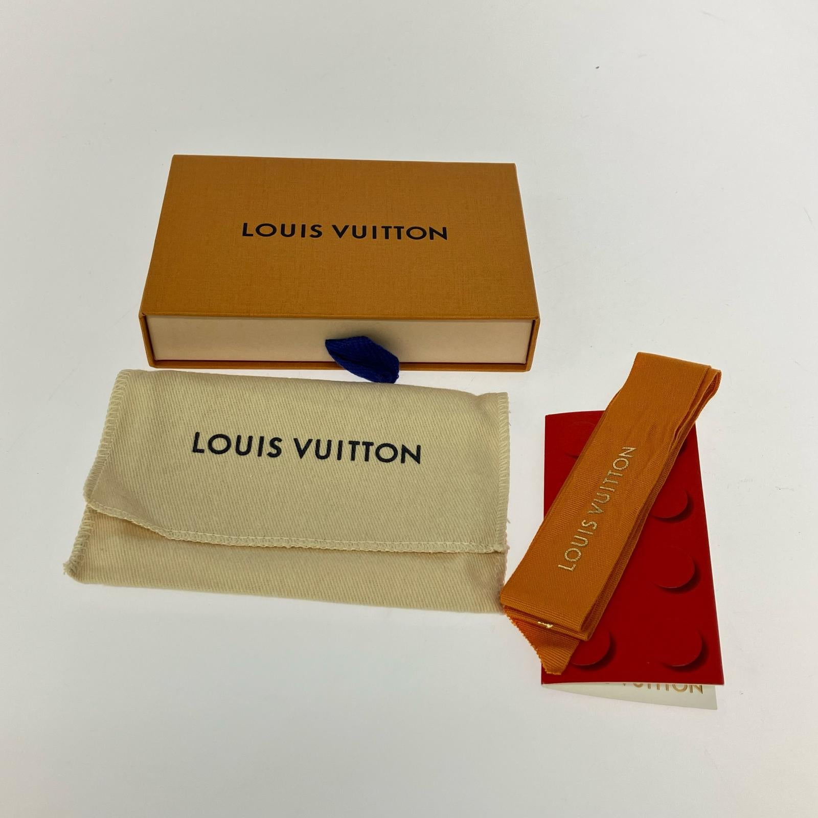 LV モノグラム EM4237 M63801