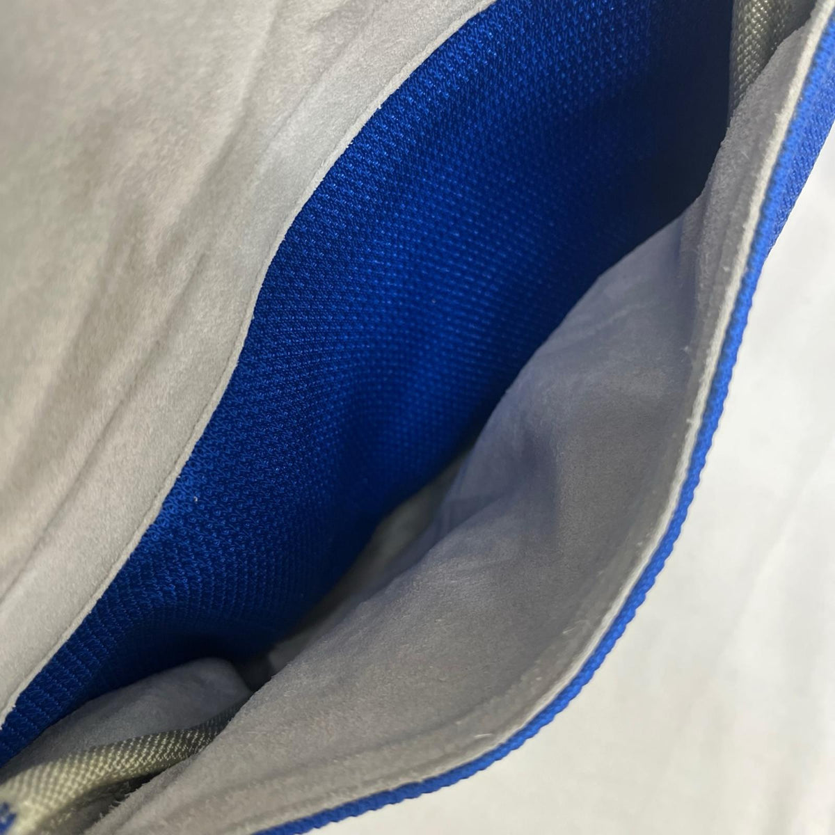PRADA SPORT メッシュショルダーバッグ 青