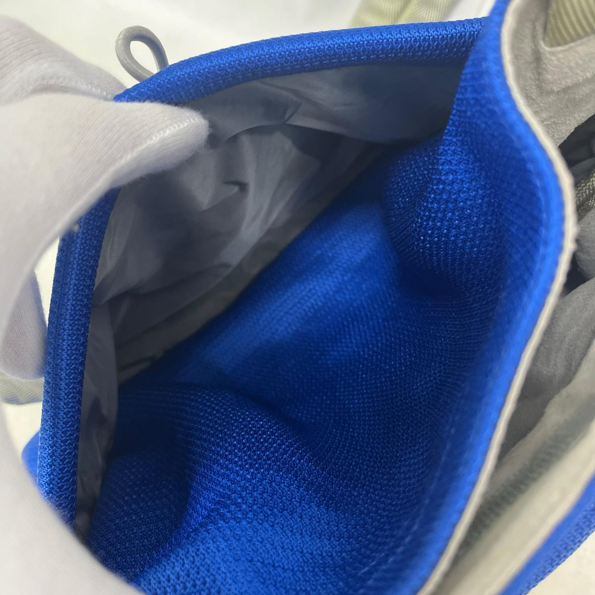 PRADA SPORT メッシュショルダーバッグ 青