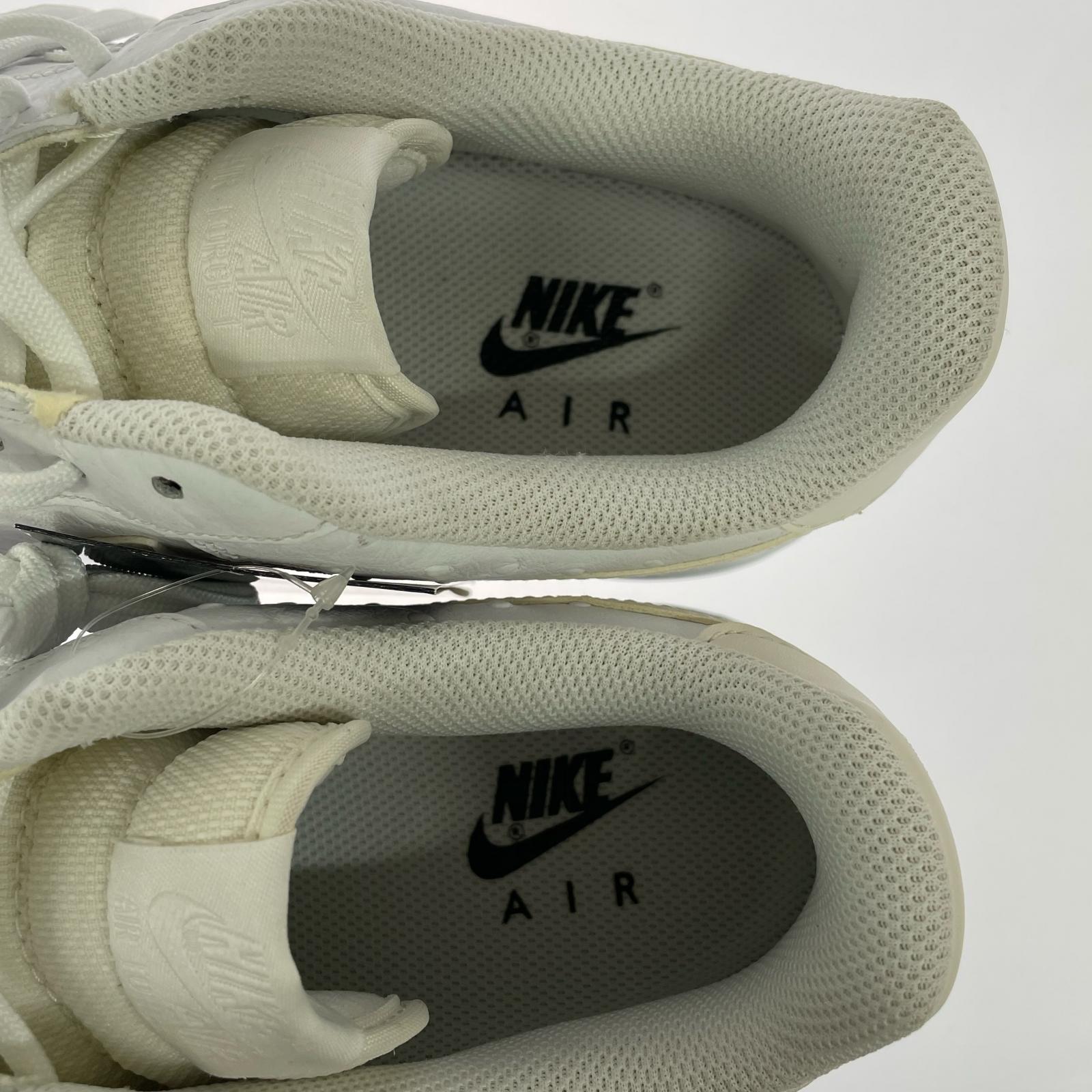 スニーカー AIR FORCE 1 07 LV8 26.5cm (US8 1/2 UK8 EU43) ホワイト