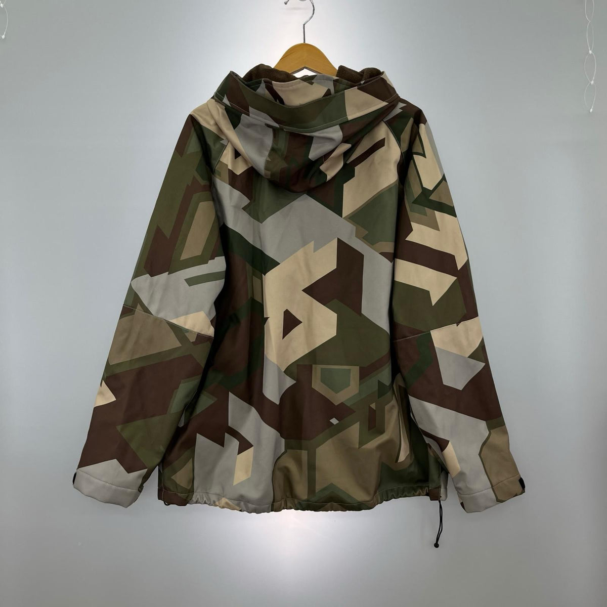 マウンテンパーカー POP TRADING COMPANY 総柄 (L) L