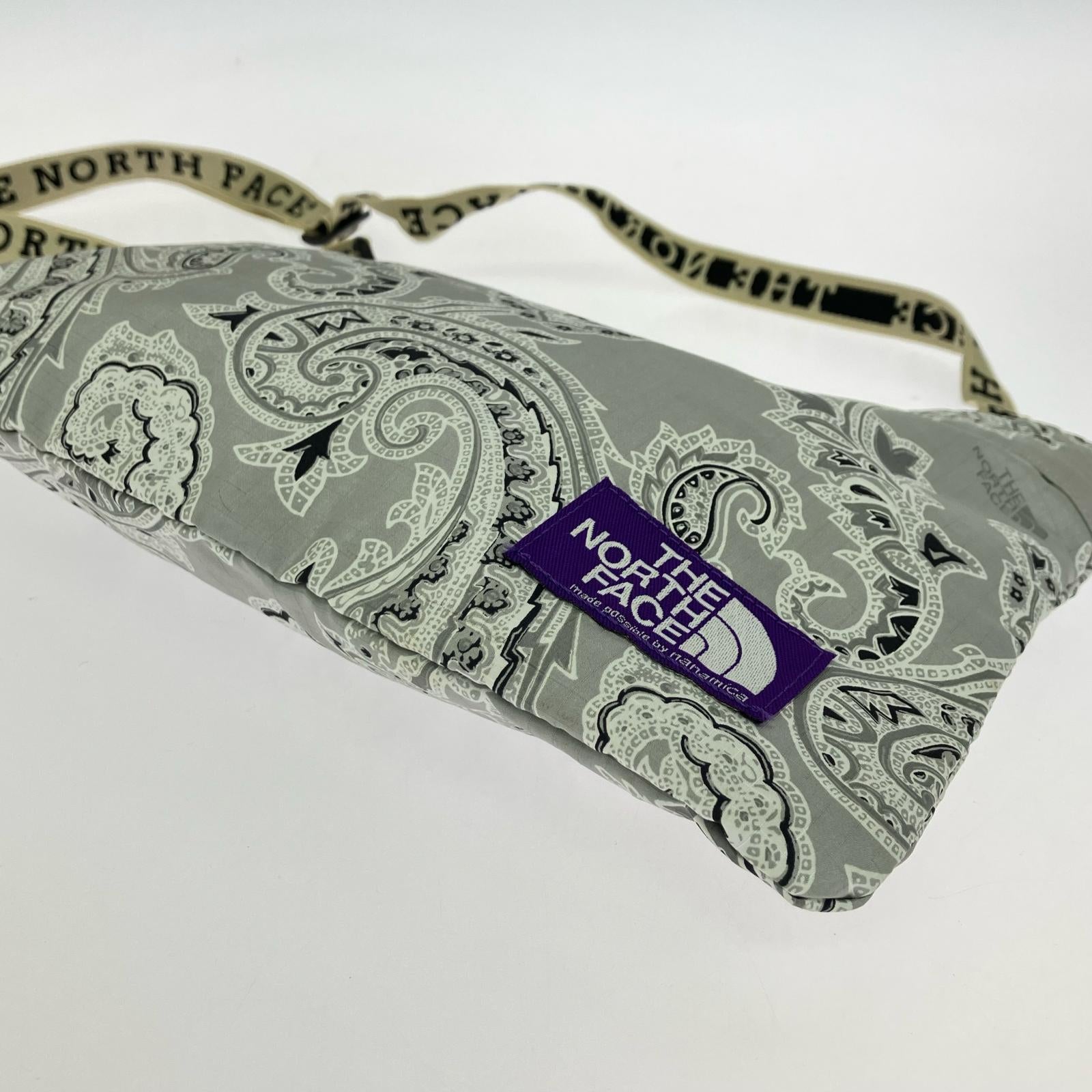 ショルダーバッグ THE NORTH FACE PURPLE LABEL Paisley Print Logo Tape Lightweight Shoulder Bag NN7919N グレー
