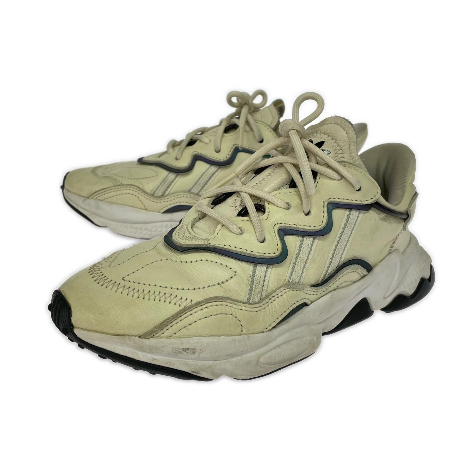 シューズ adidas EE7018