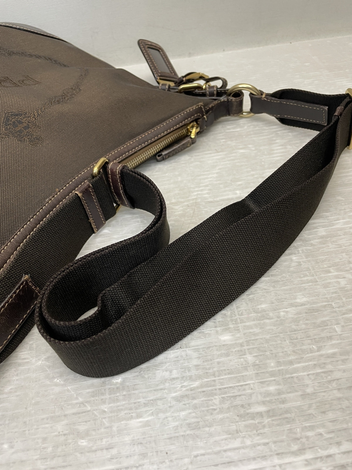 PRADA ロゴジャガード ショルダーバッグ 茶