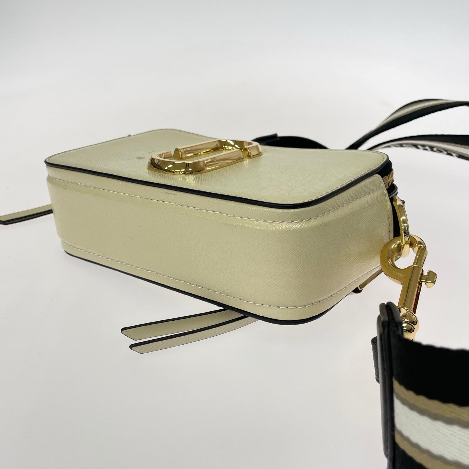 ショルダーバッグ MARC JACOBS スナップショット カメラショルダーバッグ アイボリー