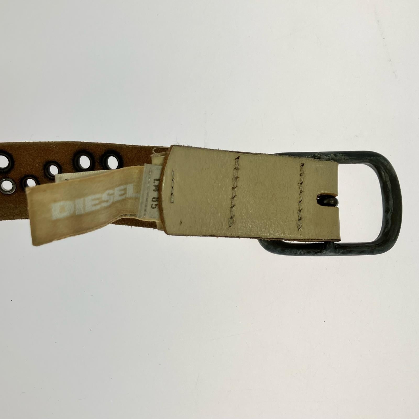 その他アクセサリー アイレットスタッズ レザーベルト ベージュ