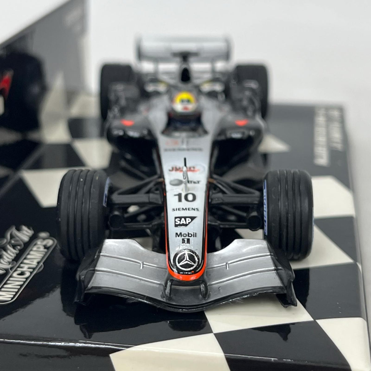 MINICHAMPS McLaren Mercedes MP4-20 ミニカーその他