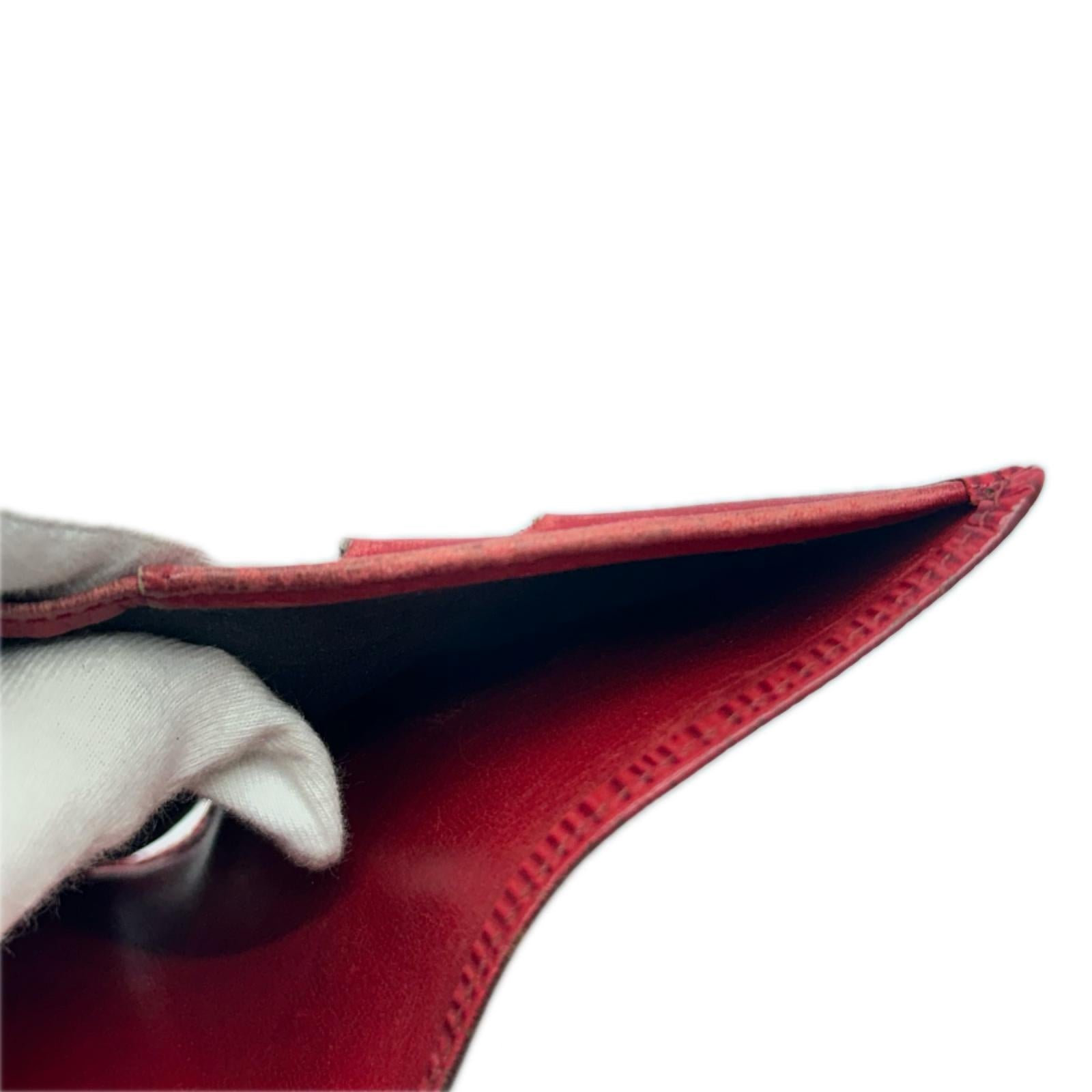 LV エピ ポルトモネビエカルトクレディ