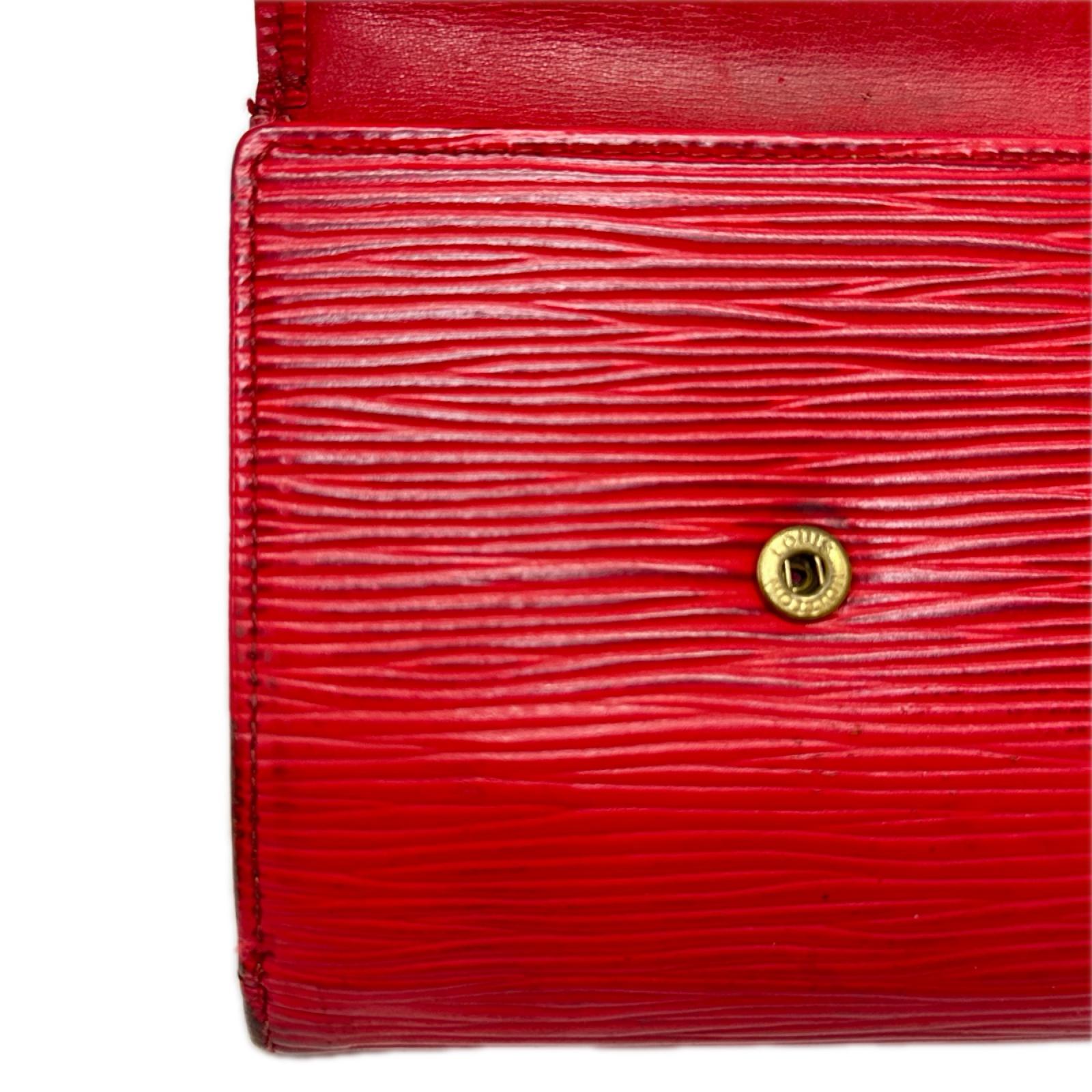 LV エピ ポルトモネビエカルトクレディ