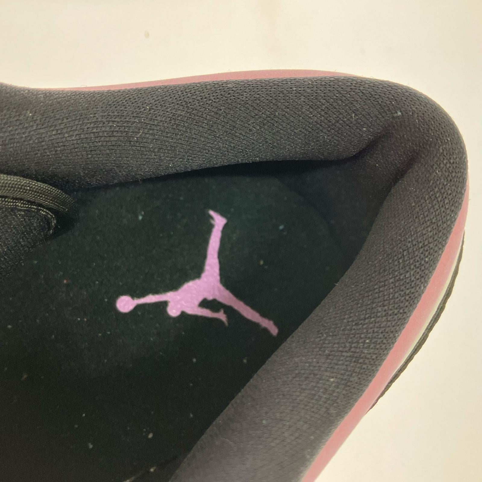 スニーカー AIR JORDAN 1 LOW SE VIOLET SHOCK 25.0cm 25cm (US7 UK6 1/2 EU40)