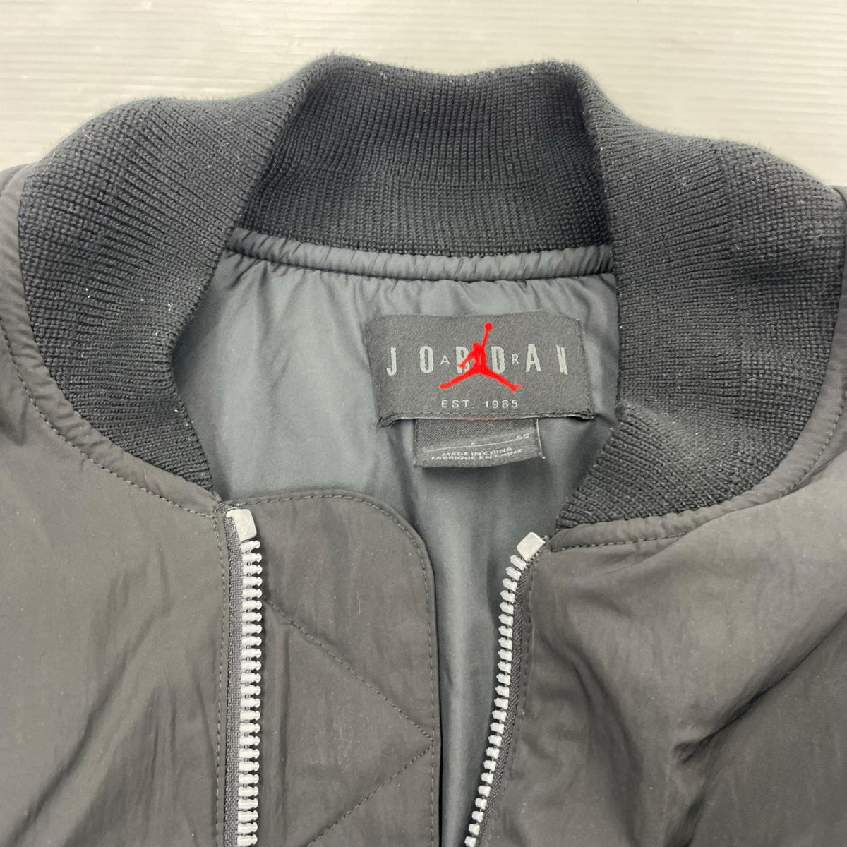 ジャケット AIR JORDAN中綿ｼﾞｬｹｯﾄ　黒 S ブラック