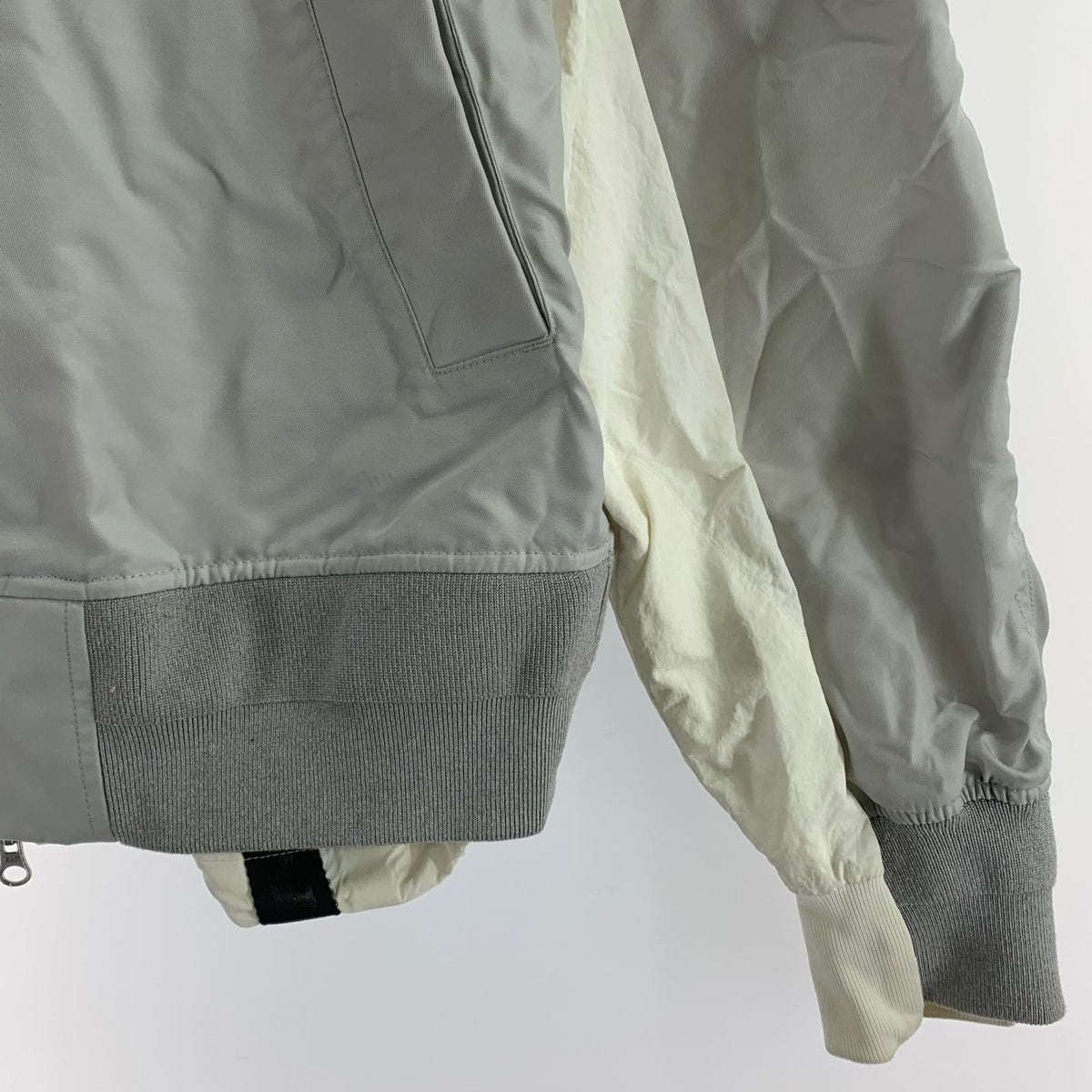 ブルゾン ×NIKE AS M NRG SACAI LAYERED JKT S グレー