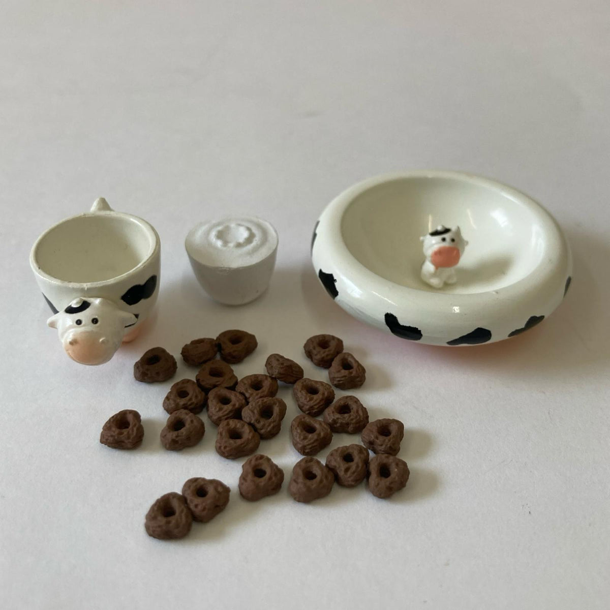 はらぺこ動物村 モーモーモーニング リーメント