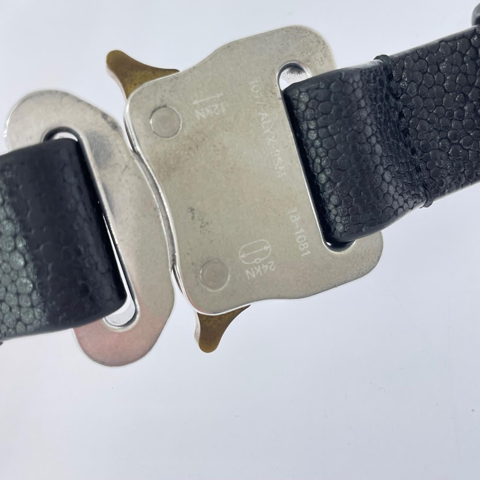 その他アクセサリー LEATHER MEDIUM BUCKLE BELT ブラック