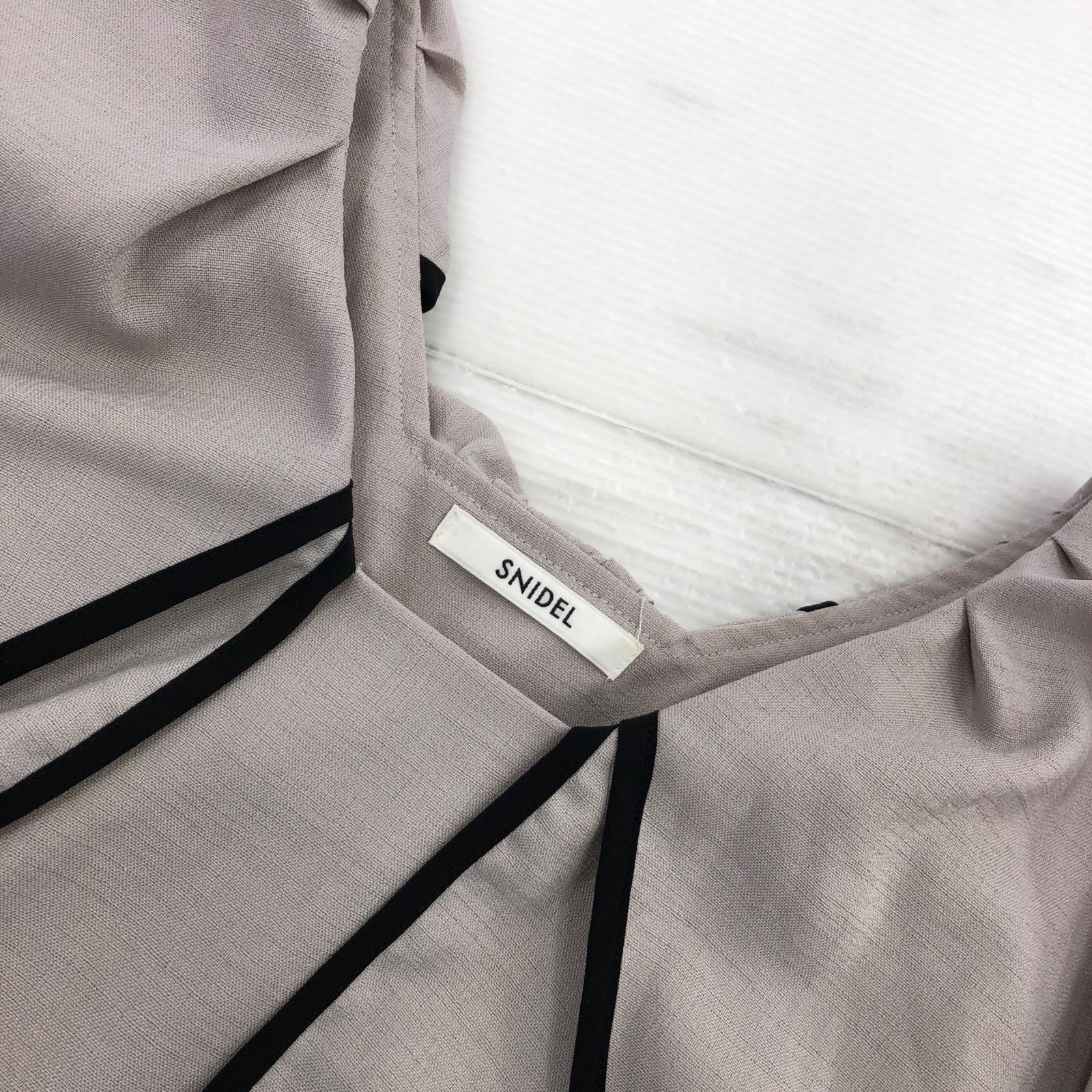 ワンピース ラッフルカラーパイピングワンピース/GRY/1 ベージュ