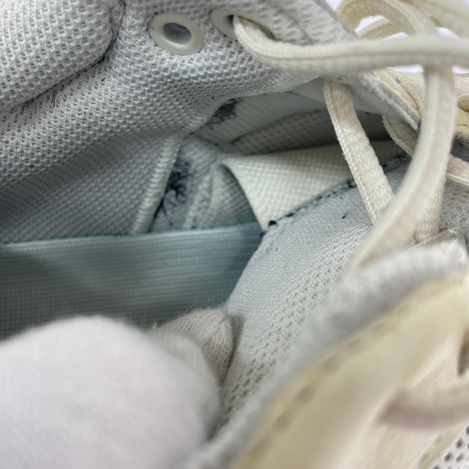 スニーカー Yeezy Boost 700 Analog 26cm EG7596 26cm (US8 UK7 1/2 EU42) ホワイト
