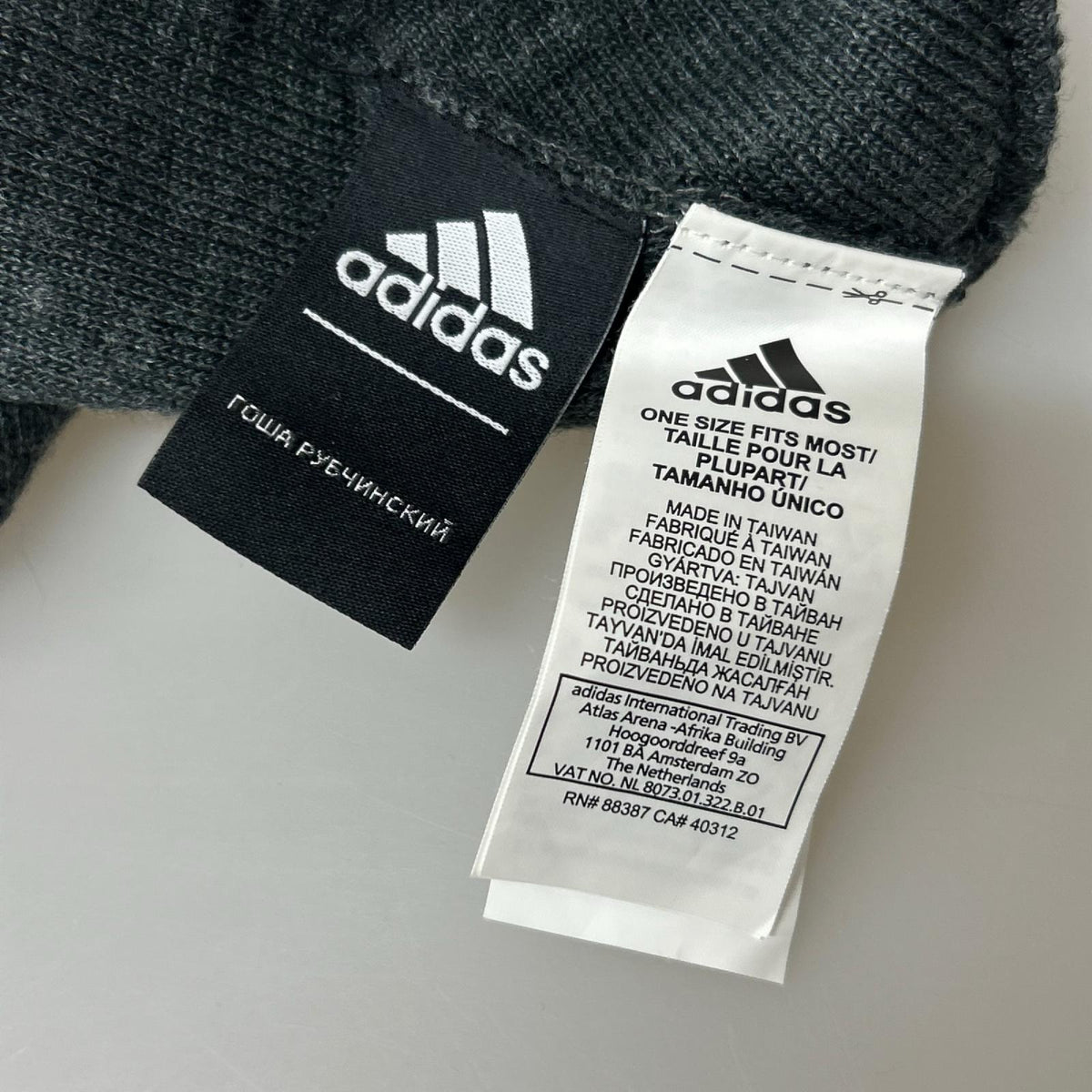 ニットキャップ adidas グレー グレー