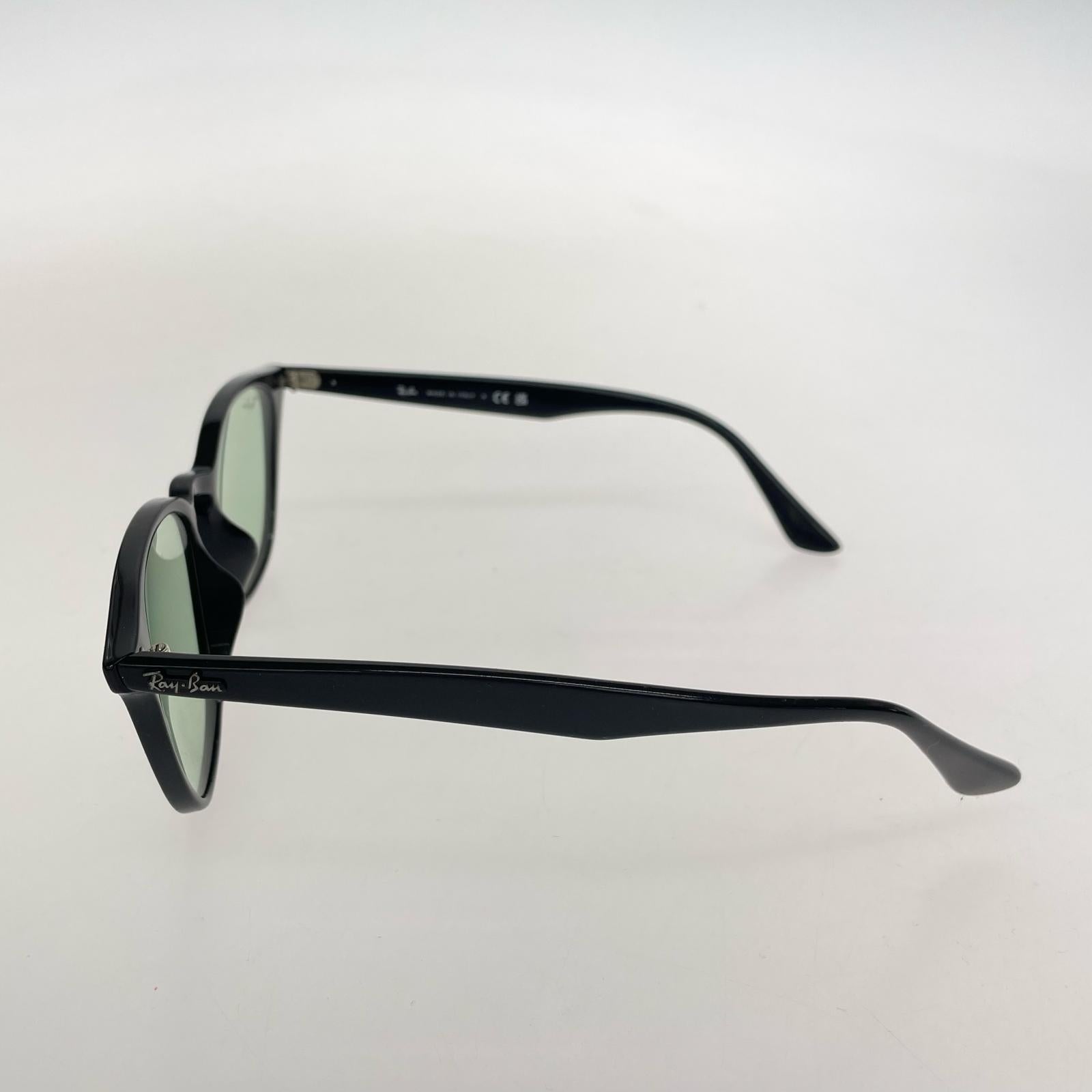 その他アクセサリー Ray Ban RB4258 F サングラス ブラック