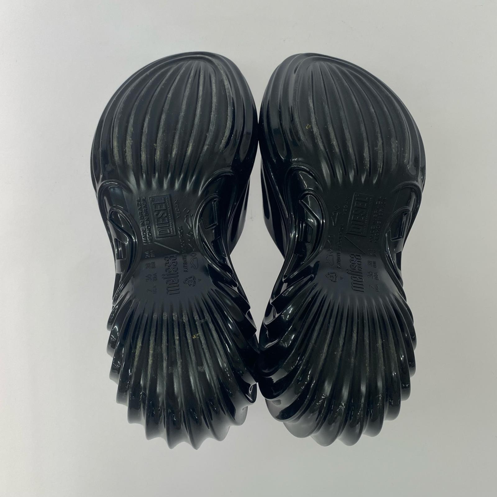 その他靴 MELISSA QUANTUM PLAT サンダル 24.0cm 黒 24cm (US6 UK5 1/2 EU38) ブラック