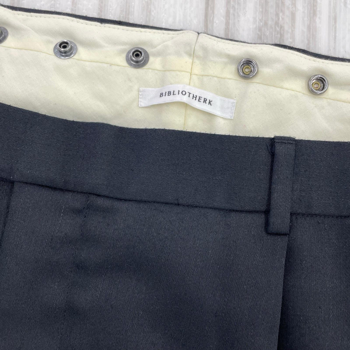 パンツ BIBLIOTHERK 25SS BROTHERS TROUSERS ブラック
