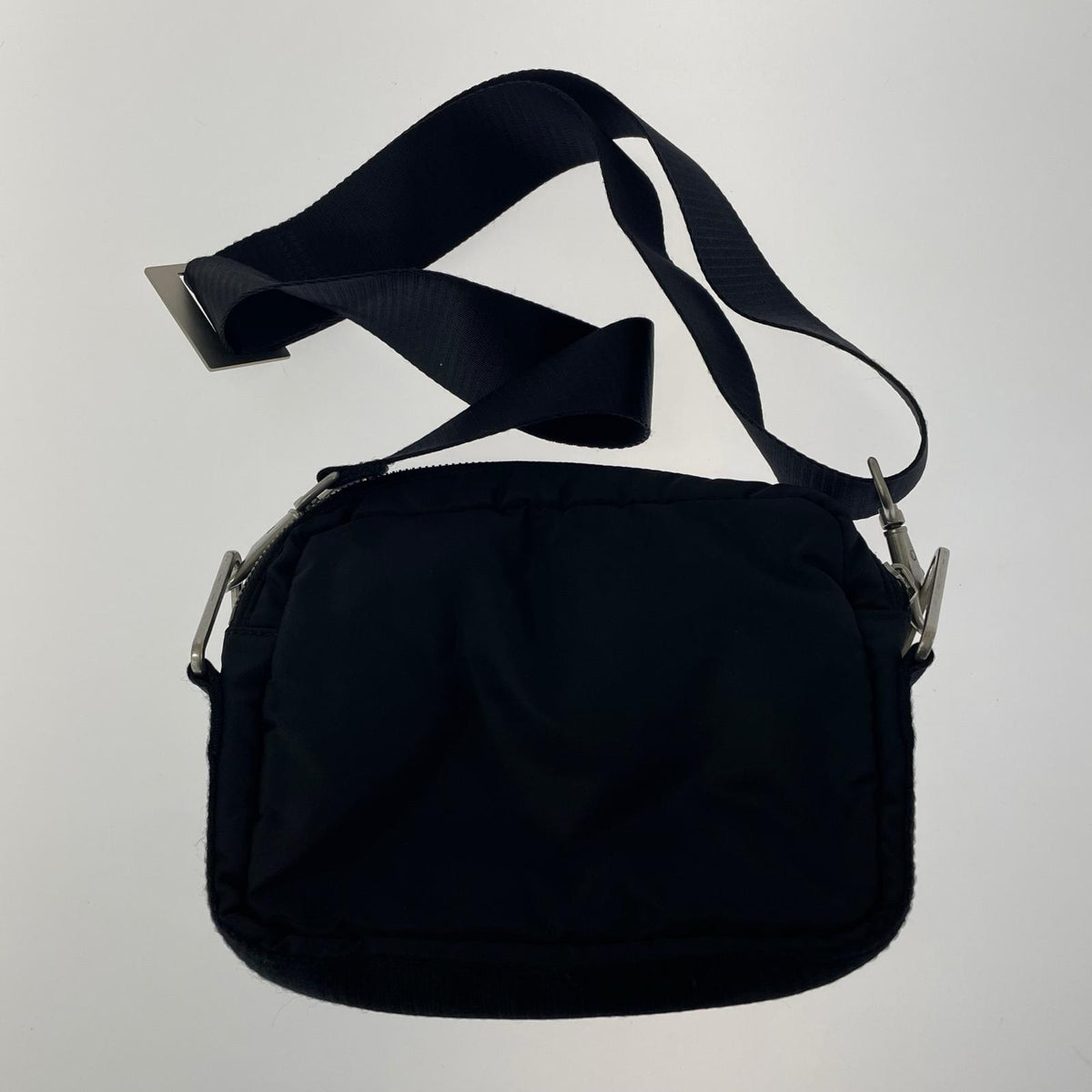 ショルダーバッグ CROSS BODY BAG ブラック