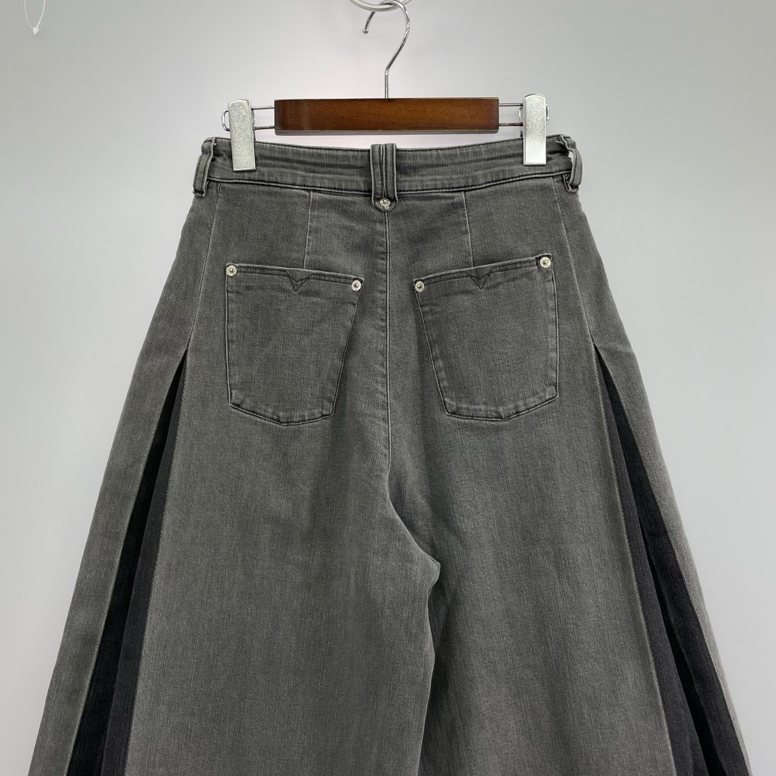 デニムパンツ DIESEL SUPER WIDE FLARE JEANS 黒 (24) ブラック
