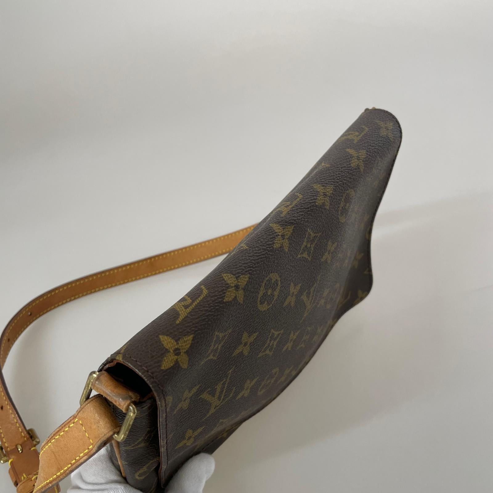 LV ミュゼットタンゴ モノグラム M51257