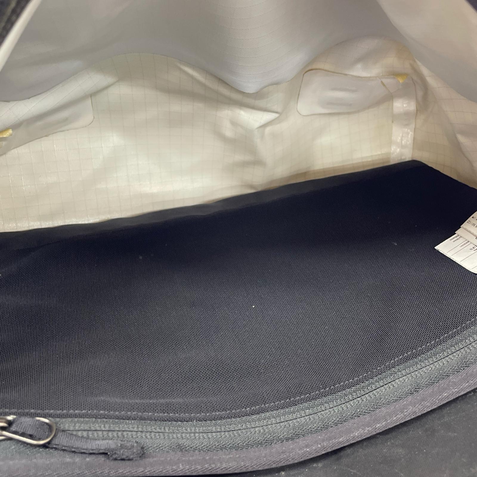 ショルダーバッグ granville 10 courier bag