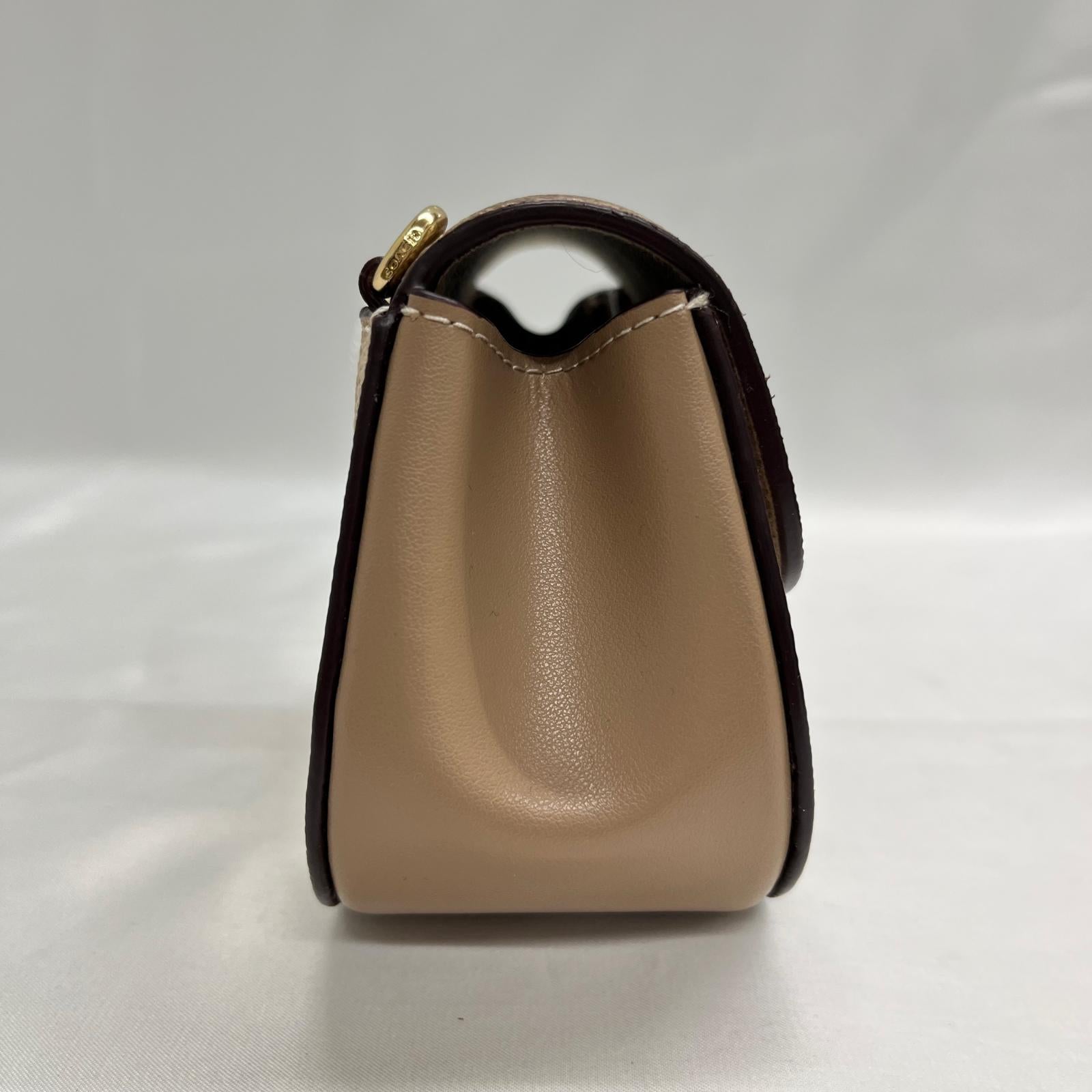 COACH ショルダーバッグ ベージュ