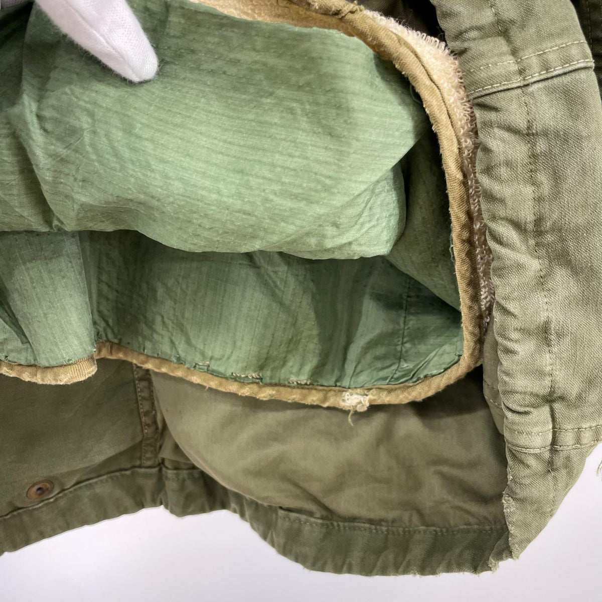 ミリタリージャケット M-1951 ﾗｲﾅｰ付き ﾌｨｰﾙﾄﾞｼﾞｬｹｯﾄ（-） カーキ