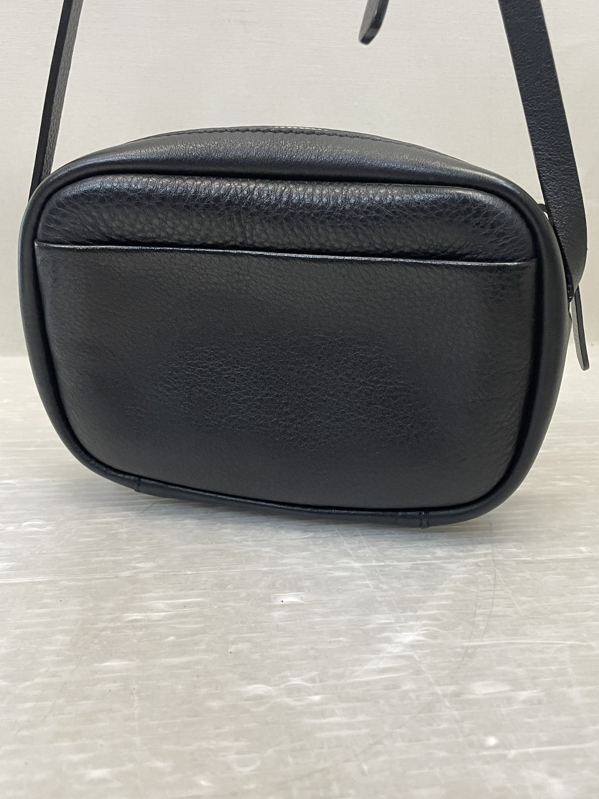 BALENCIAGA エブリデイ カメラバッグXS レザーショルダーバッグ ブラック