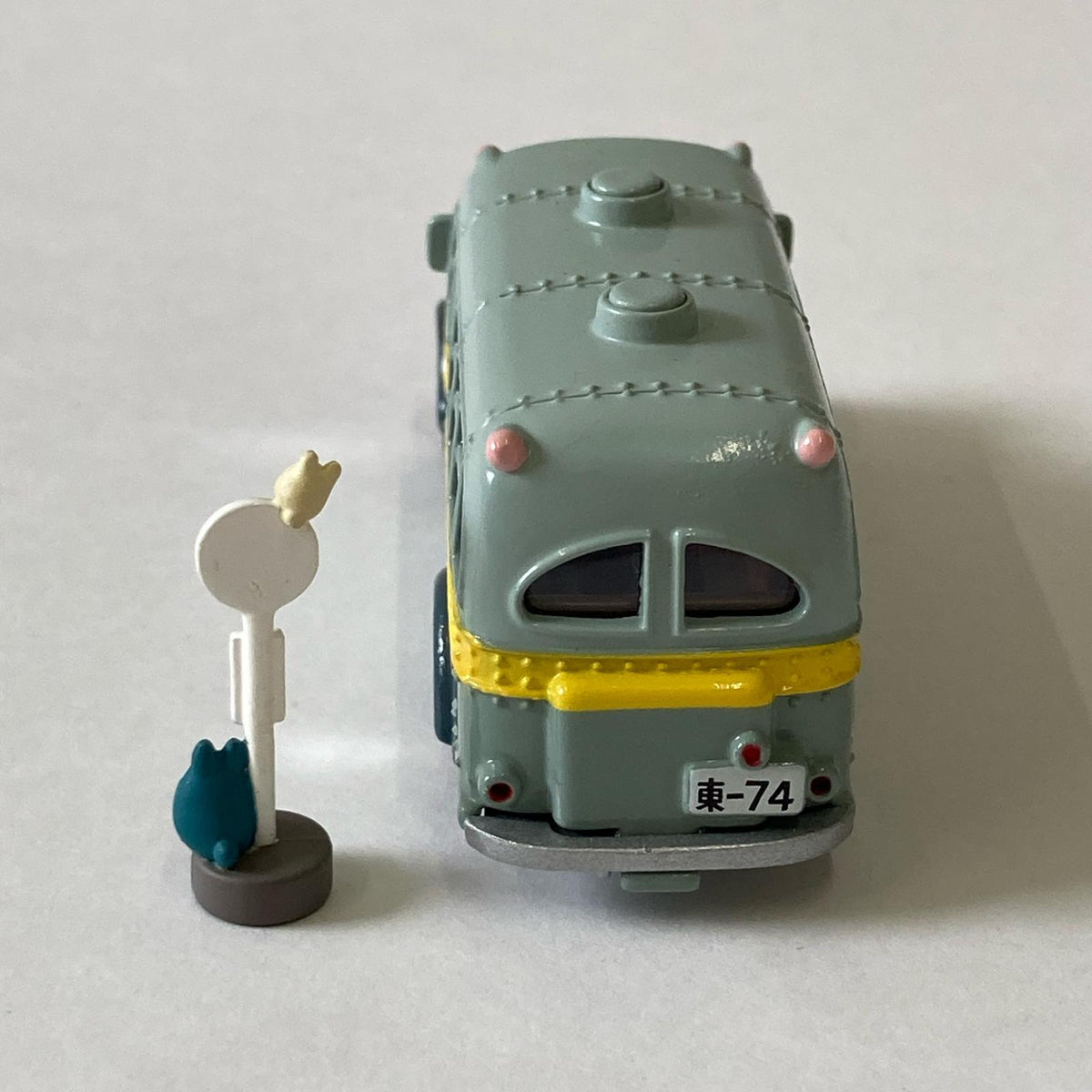 トミカ　となりのトトロ　ボンネットバス トミカ