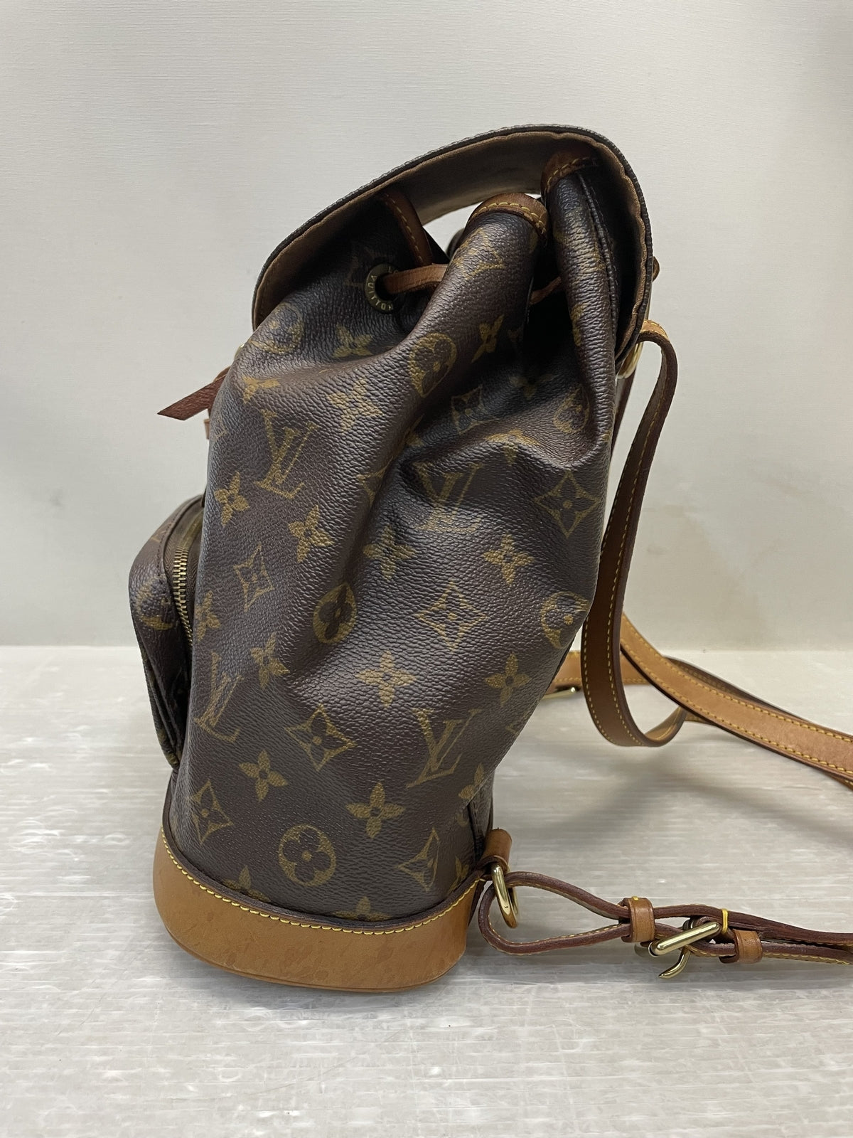 LOUIS VUITTON モンスリMM モノグラム リュック M51136