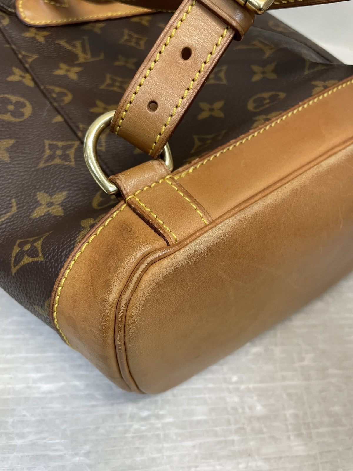LOUIS VUITTON モンスリMM モノグラム リュック M51136