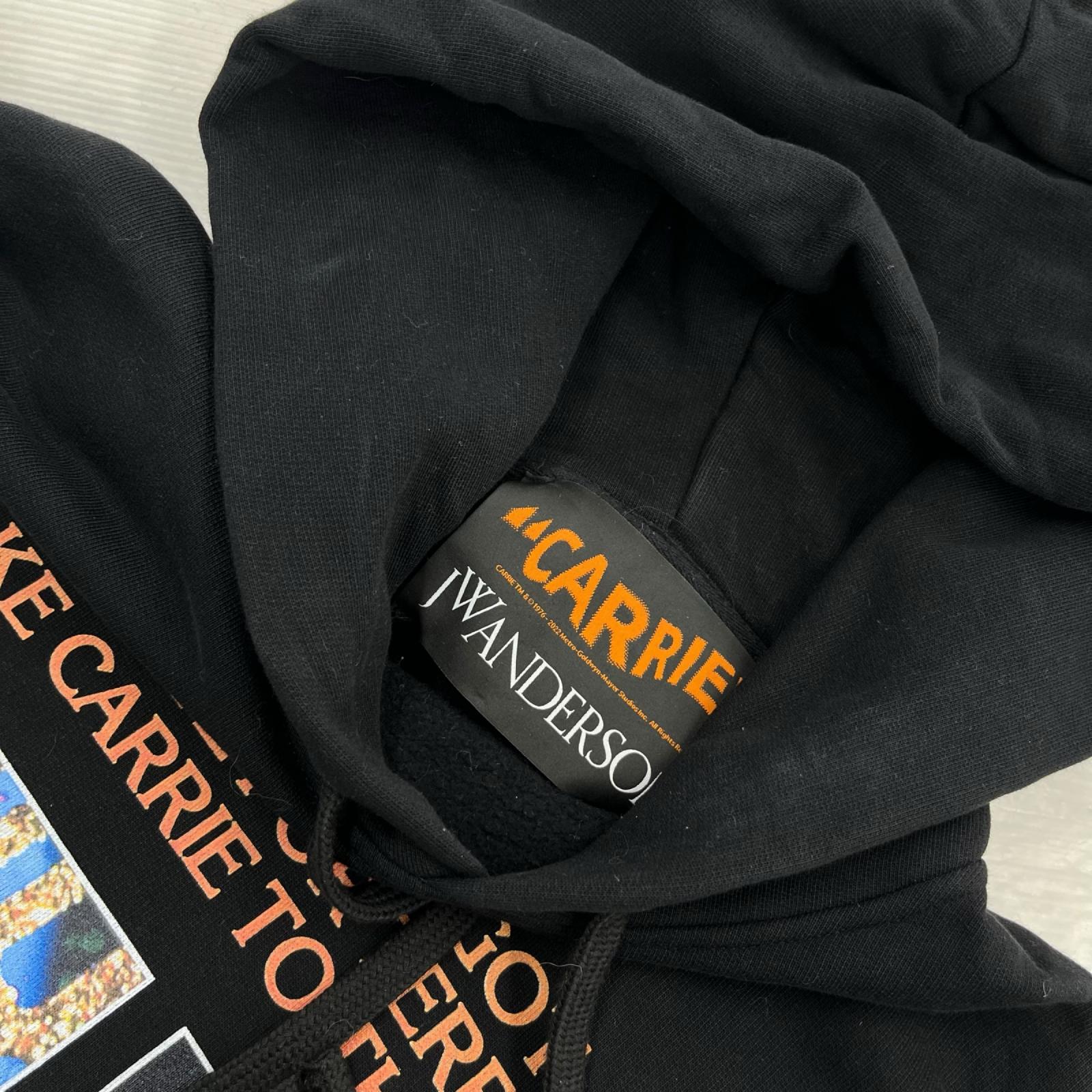 パーカー Carrie Poster Hoodie BLK S S ブラック