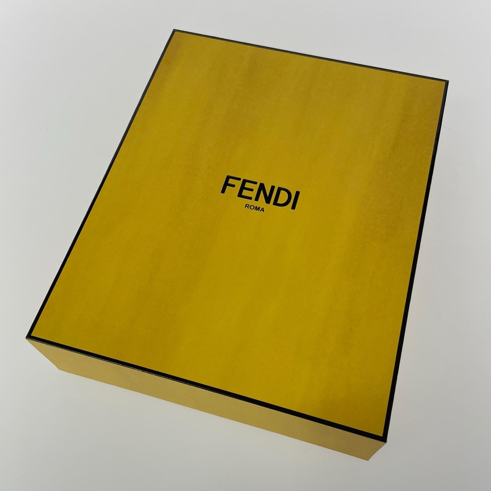 FENDI FFロゴ 喜平ネックレス