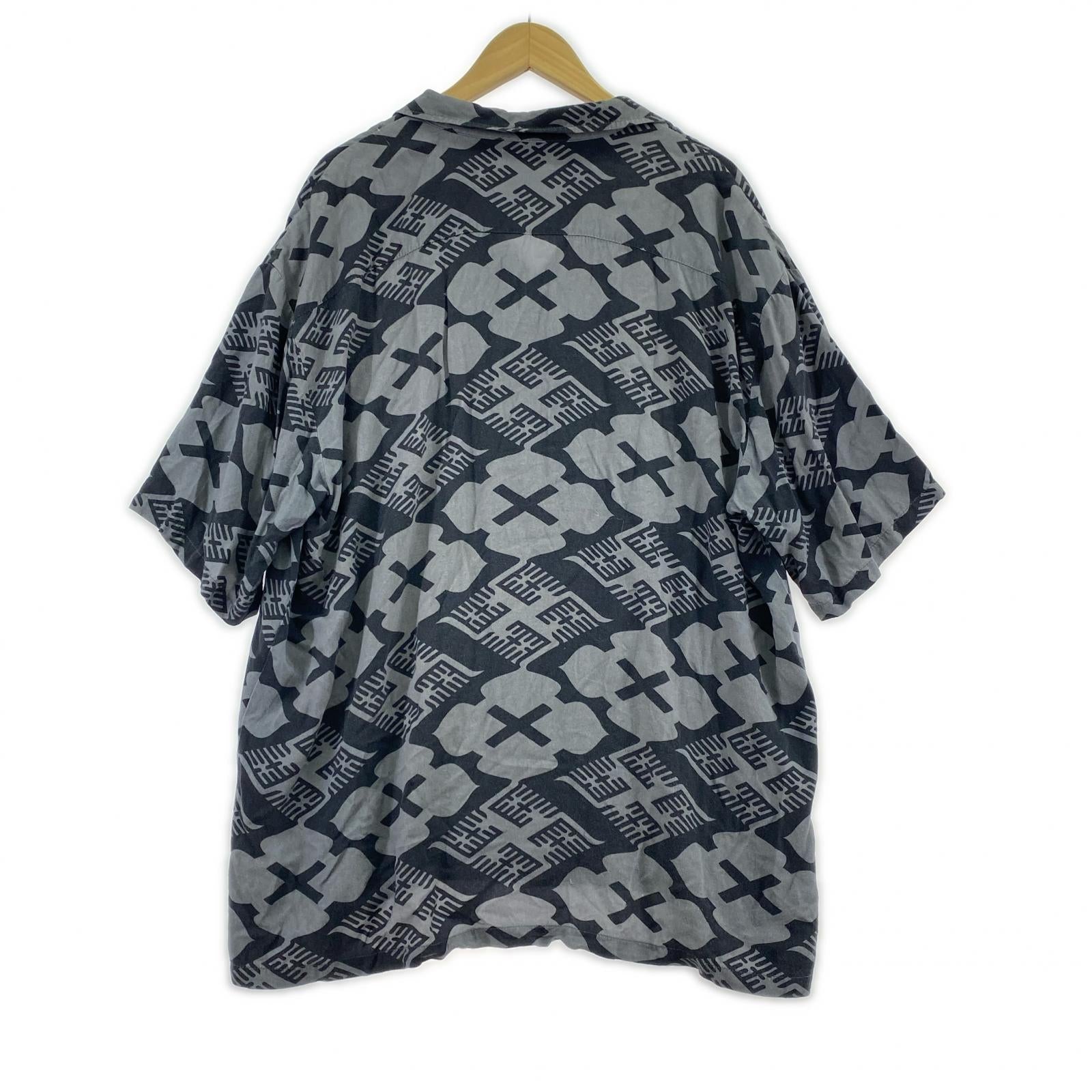 半袖シャツ BUDSPOOL 総柄SSシャツ