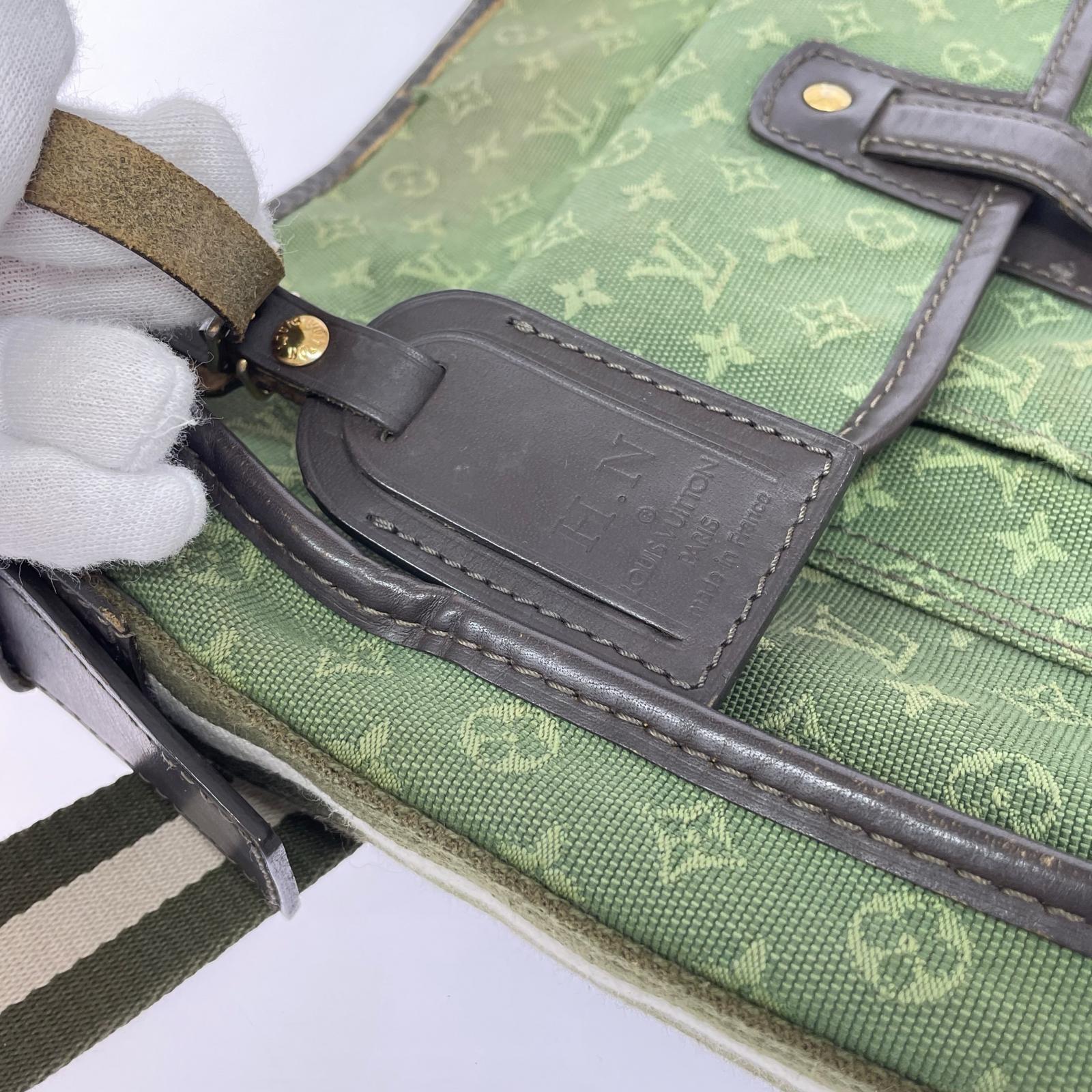 モノグラム・ミニ　ブザス M92322